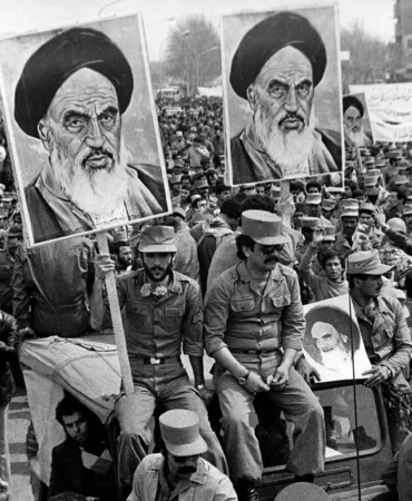 Liderler Gider, Kurumlar Kalır: İran'ın 'Derin Devleti'