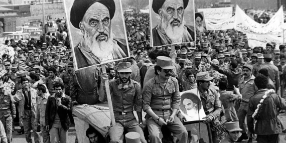 Liderler Gider, Kurumlar Kalır: İran’ın ‘Derin Devleti’