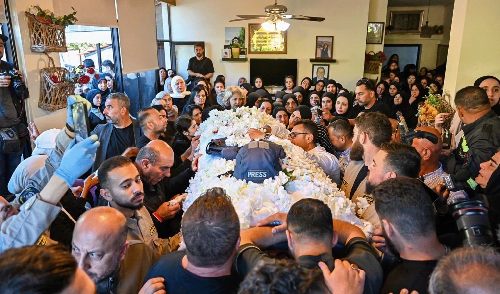 Lübnanlı gazeteci Amal Halil son yolculuğuna uğurlandı