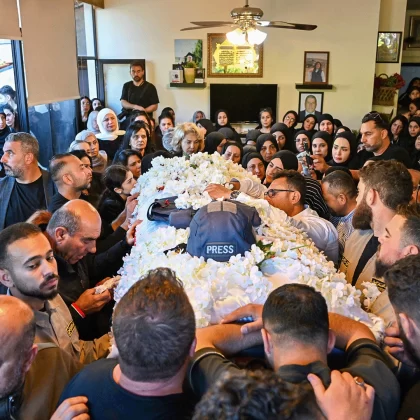 Lübnanlı gazeteci Amal Halil son yolculuğuna uğurlandı