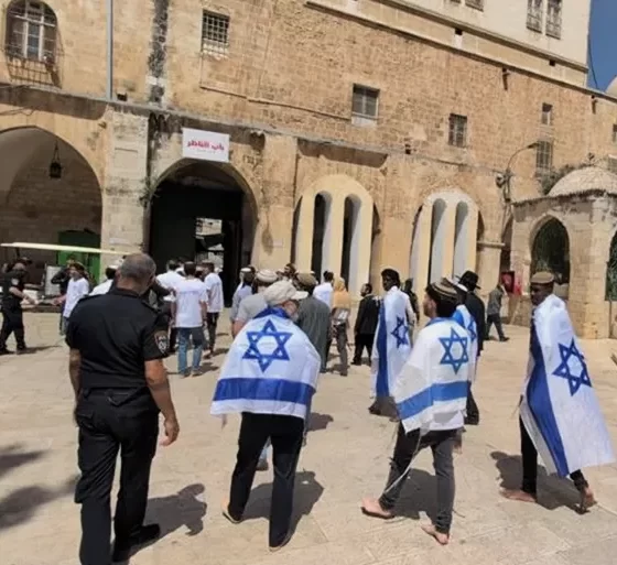 Mescid-i Aksa'da bayrak provokasyonu uyarısı