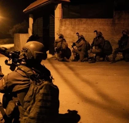 Nablus'ta İsrail askerlerinden sivile darp