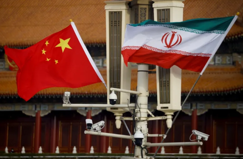 Pekin-Tahran hattında 40 yıllık askeri sır: Doğrudan silahtan çift yönlü teknolojiye