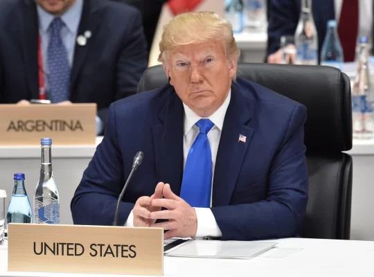 Rus yazar: İran savaşı ABD tarihinin en utanç verici yenilgisi