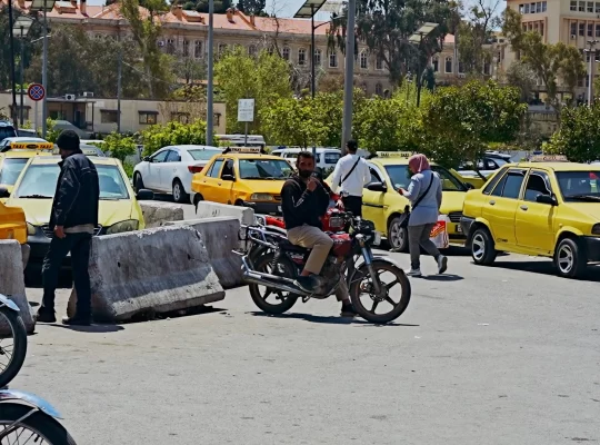 Şam'da "Sarı Taksi" krizi: Şoförler düzenleme istiyor
