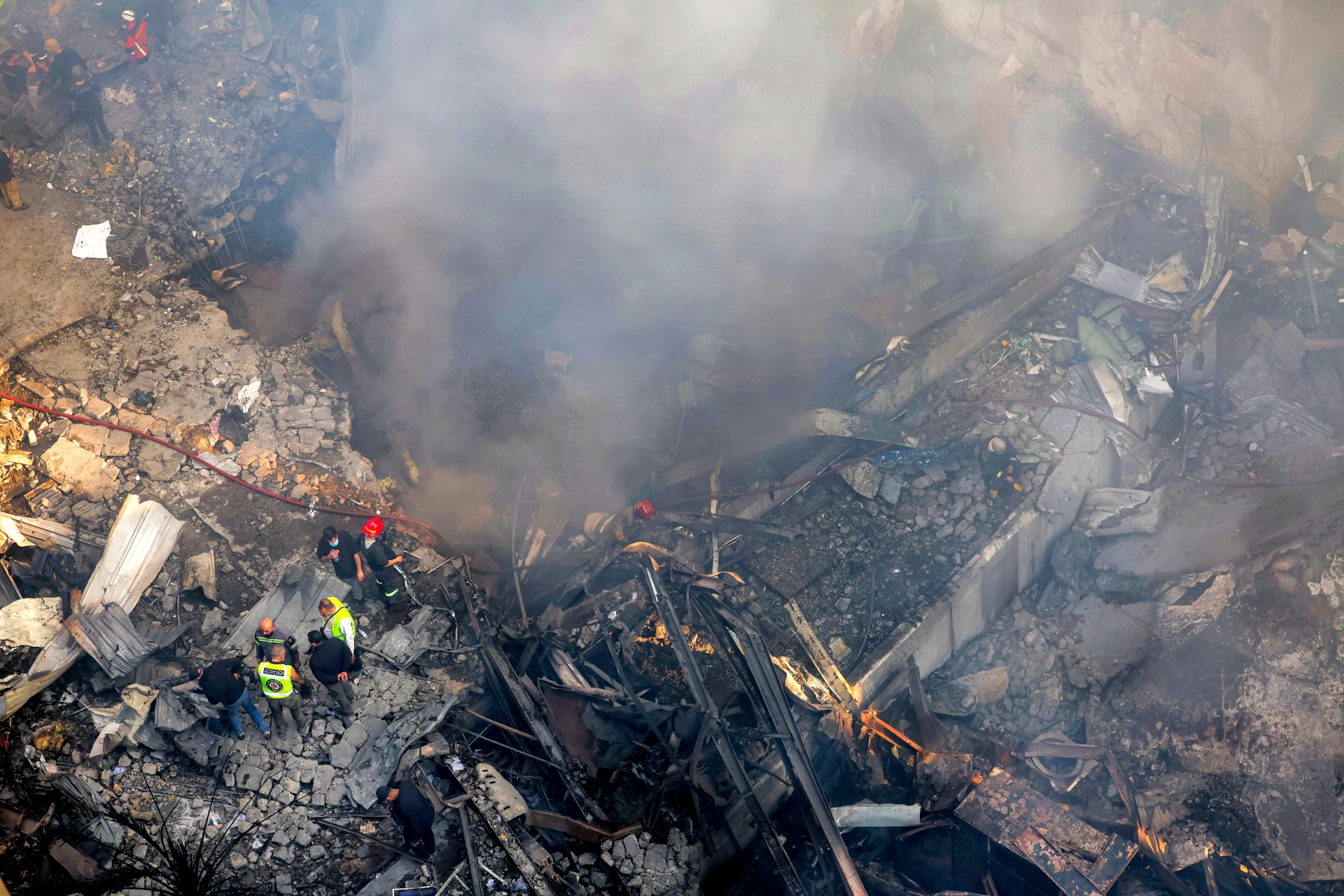 Tahran Hürmüz Boğazı'nda petrol trafiğini yeniden durdurdu
