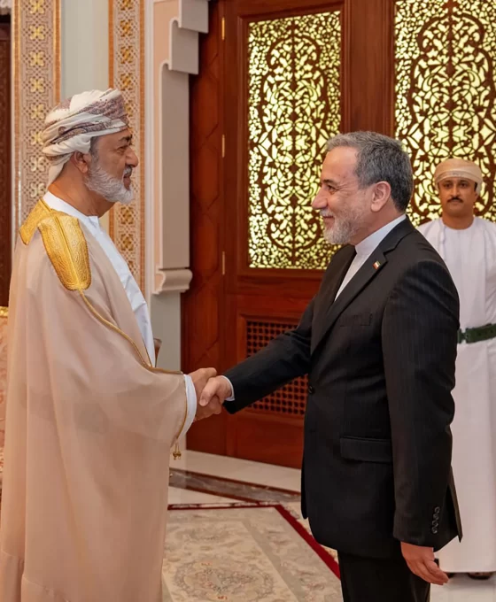 Trump görüşmeleri askıya aldı, Pezeşkiyan rest çekti