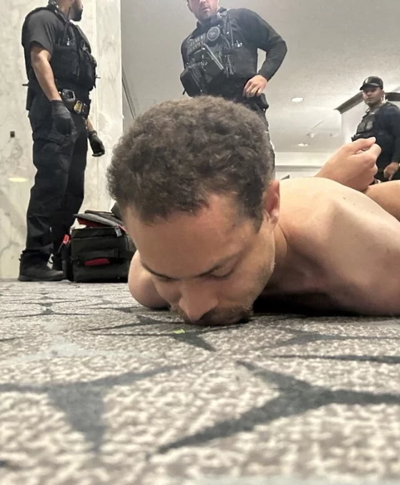 Trump'ın katıldığı davette silahlı saldırı girişimi