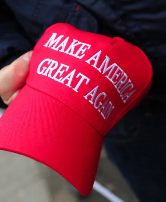 Trump'ın sloganı tersine döndü: İran'ı yeniden büyük yapıyoruz
