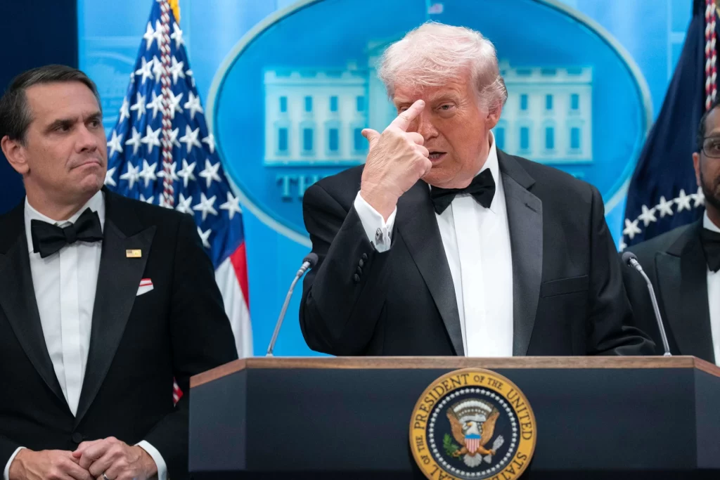 Washington'da panik: Trump saldırı girişimi anlarını anlattı