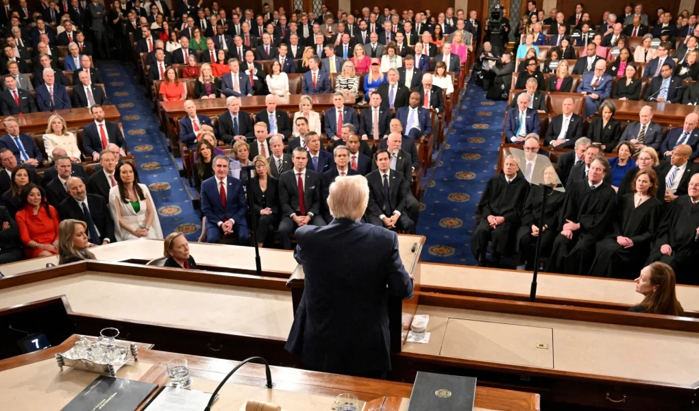 Washington'da savaşın gölgesinde anayasa krizi