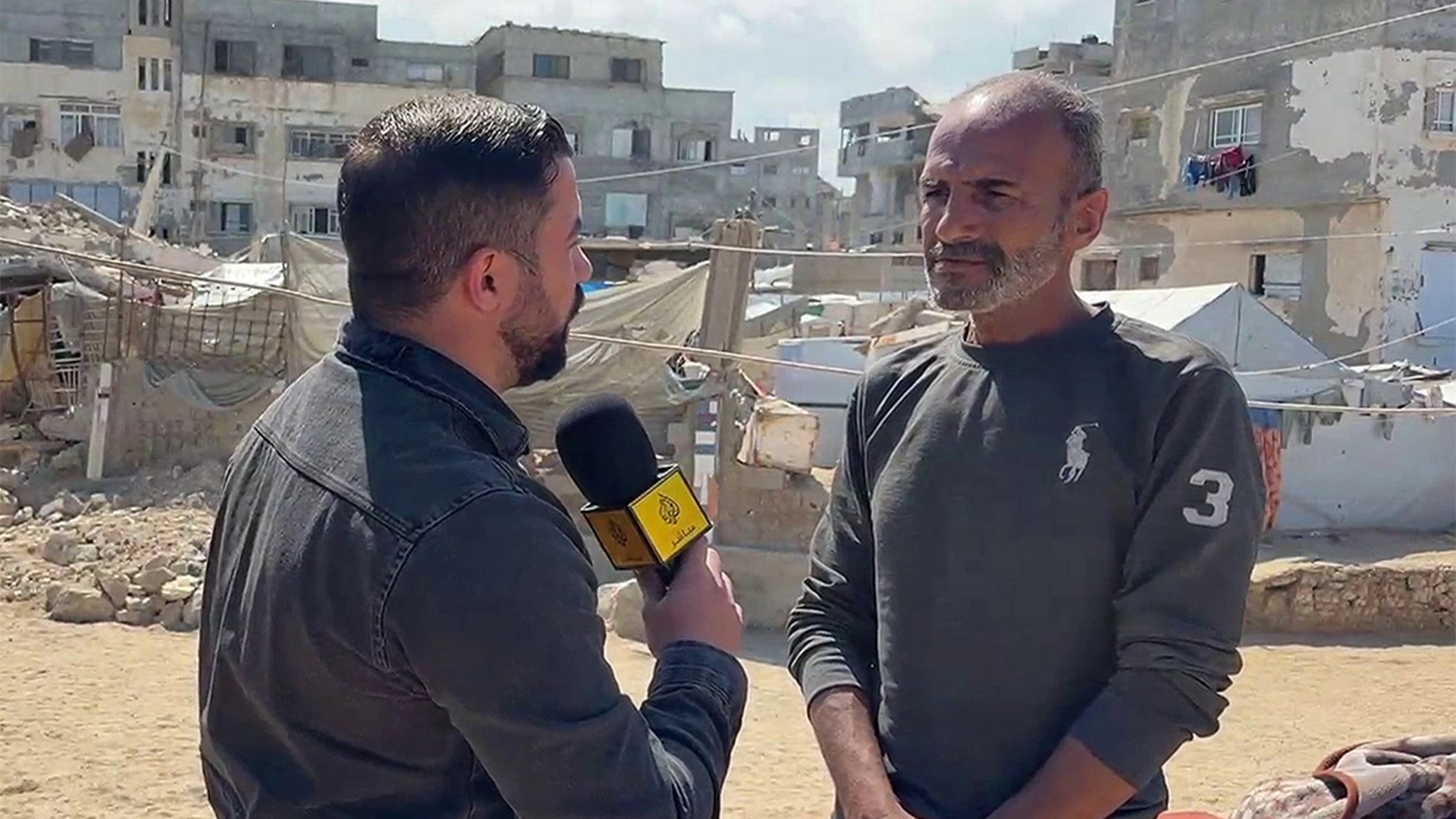 Yıkıntılar arasında yaşam savaşı: Gazze'de evler mezara dönüşüyor