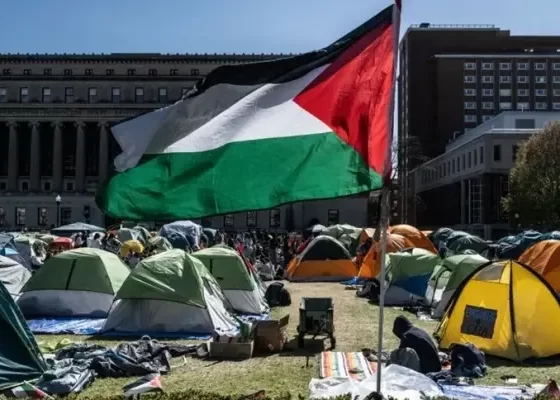 ABD'de Cornell Üniversitesi Rektörü öğrencisini ezdi