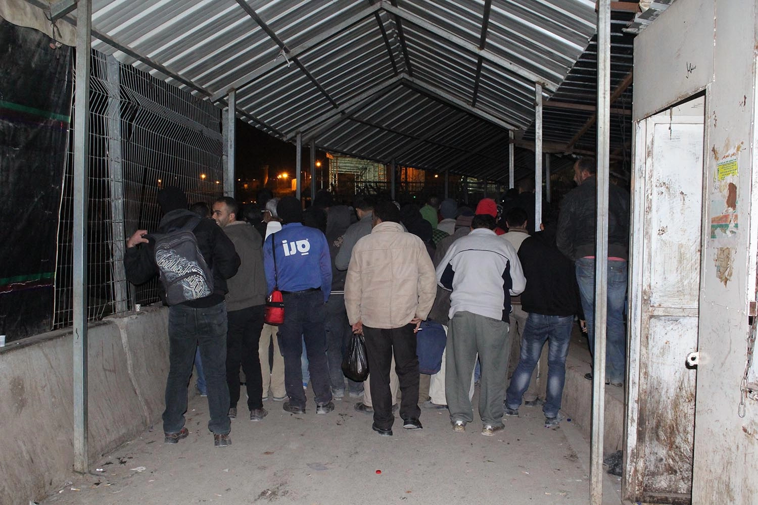 Filistin'de işsizlik krizi: Yarım milyon kişi işsiz kaldı