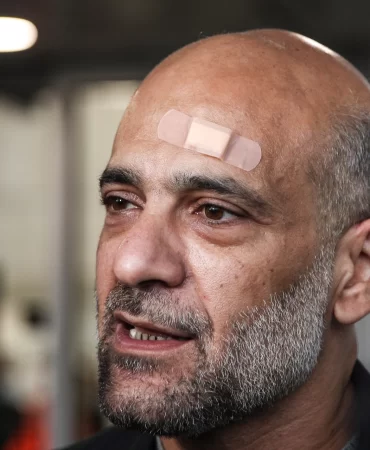 Fransa'dan Filistinli aktivist Rami Şaat için sınır dışı hamlesi