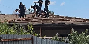 İsrail güçleri Filistinli ailenin evini yıktırdı