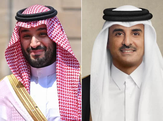Katar ve Suudi Arabistan liderlerinden kritik diplomasi trafiği