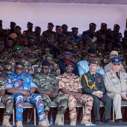 Mali'de generaller ve silahlı gruplar arasında kördüğüm