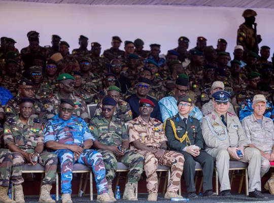 Mali'de generaller ve silahlı gruplar arasında kördüğüm