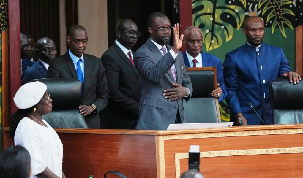 Senegal parlamentosunda şok seçim: Sonko başkan oldu