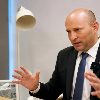 Bennett'ten Netanyahu'ya ağır itham: "Ulusal intihara sürükleniyoruz"