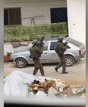 Cenin kampı sakinlerinin sığındığı yerleşkeye baskın