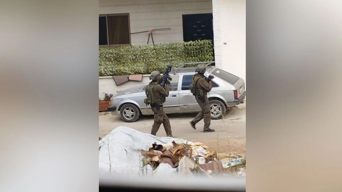 Cenin kampı sakinlerinin sığındığı yerleşkeye baskın