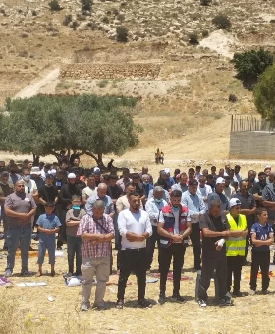 El-Halil’de "Toprağa Bağlılık" nöbeti: Müsadere tehdidindeki arazilerde cuma namazı
