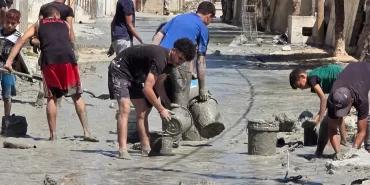 Gazze'de şaşırtan olay: İsrail'in betonunu evlerine taşıdılar