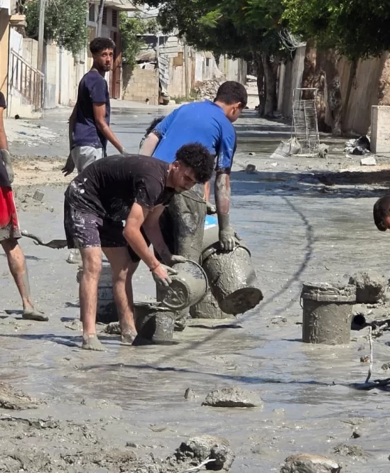 Gazze'de şaşırtan olay: İsrail'in betonunu evlerine taşıdılar