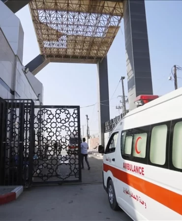 Gazze'den sağlık tahliyesi: 26 hasta Refah'tan ayrıldı