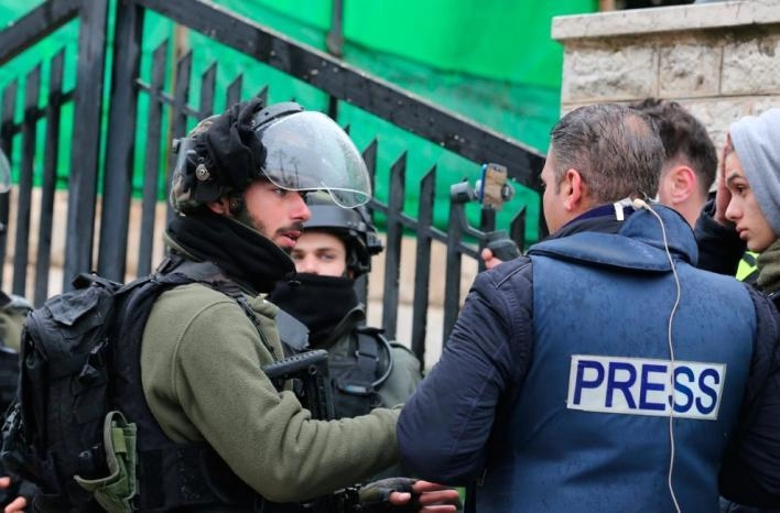 İsrail Fransız gazeteciyi sınır dışı etti: Sendikadan sert kınama