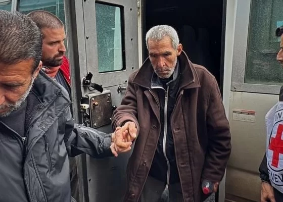 İsrail, Gazze’den alıkoyduğu 3 Filistinliyi serbest bıraktı