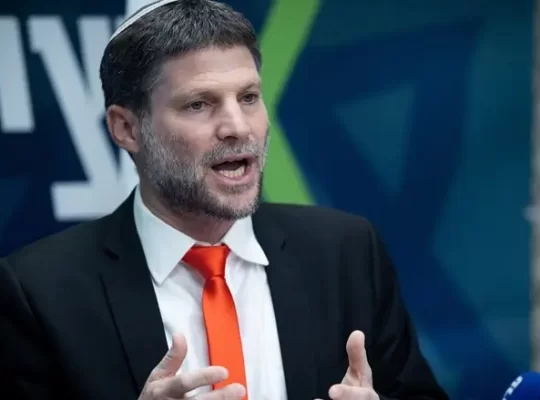 İsrail'de Seçim Sinyalleri: Smotrich'ten İlhak ve İlga Çıkışı