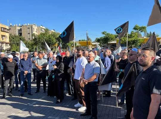 Lod şehrinde şiddet ve cinayet protestosu