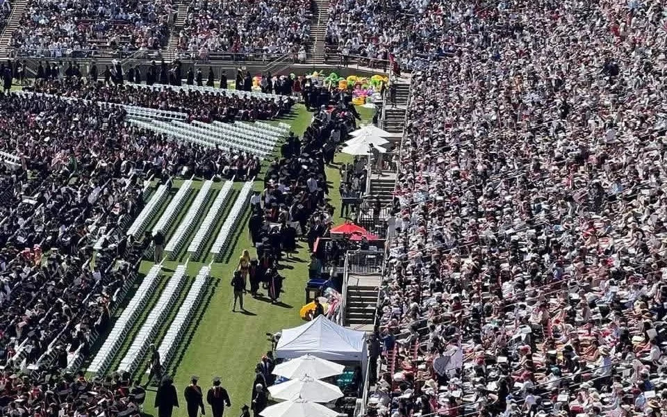 Stanford mezuniyetinde protesto: Google'ın İsrail ordusuyla sözleşmeleri hedefte