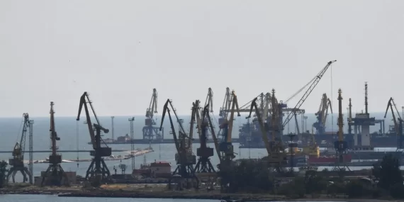 Azak Denizi’nde kızılca kıyamet: Ukrayna Rus gemilerini avladı