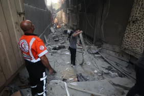 İsrail İHA'sı Mawasi'yi vurdu: Gazze'de kritik yaralanma