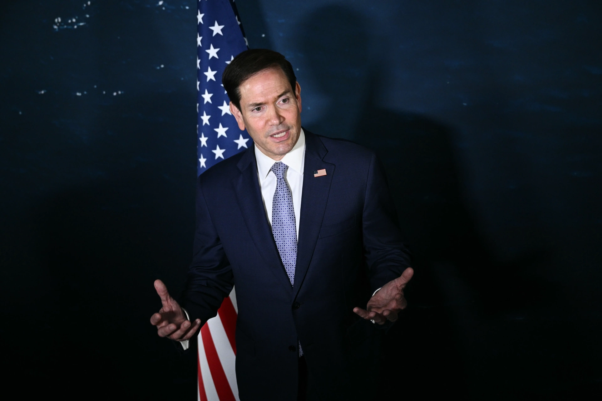 Rubio'dan Şam'a çağrı: Hizbullah'a giden silahları durdurun
