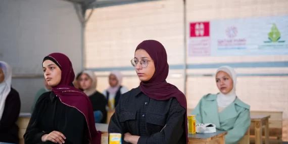 Çadırlardan üniversiteye: Gazze’de enkaz üzerinde lise sınavı