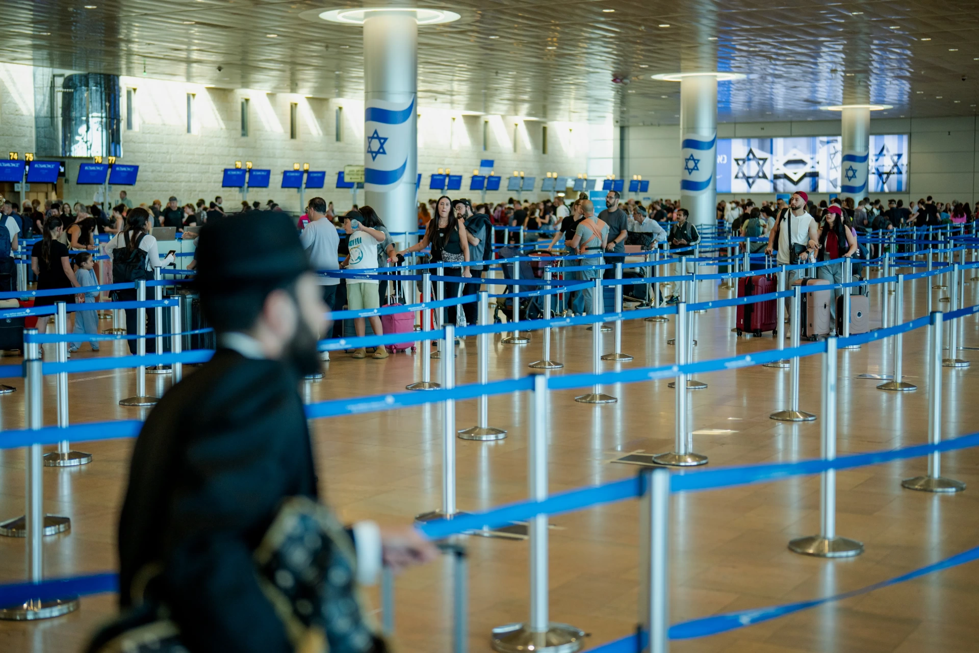 İsrail'de tersine göç şoku: 150 bin kişi ülkeyi terk etti