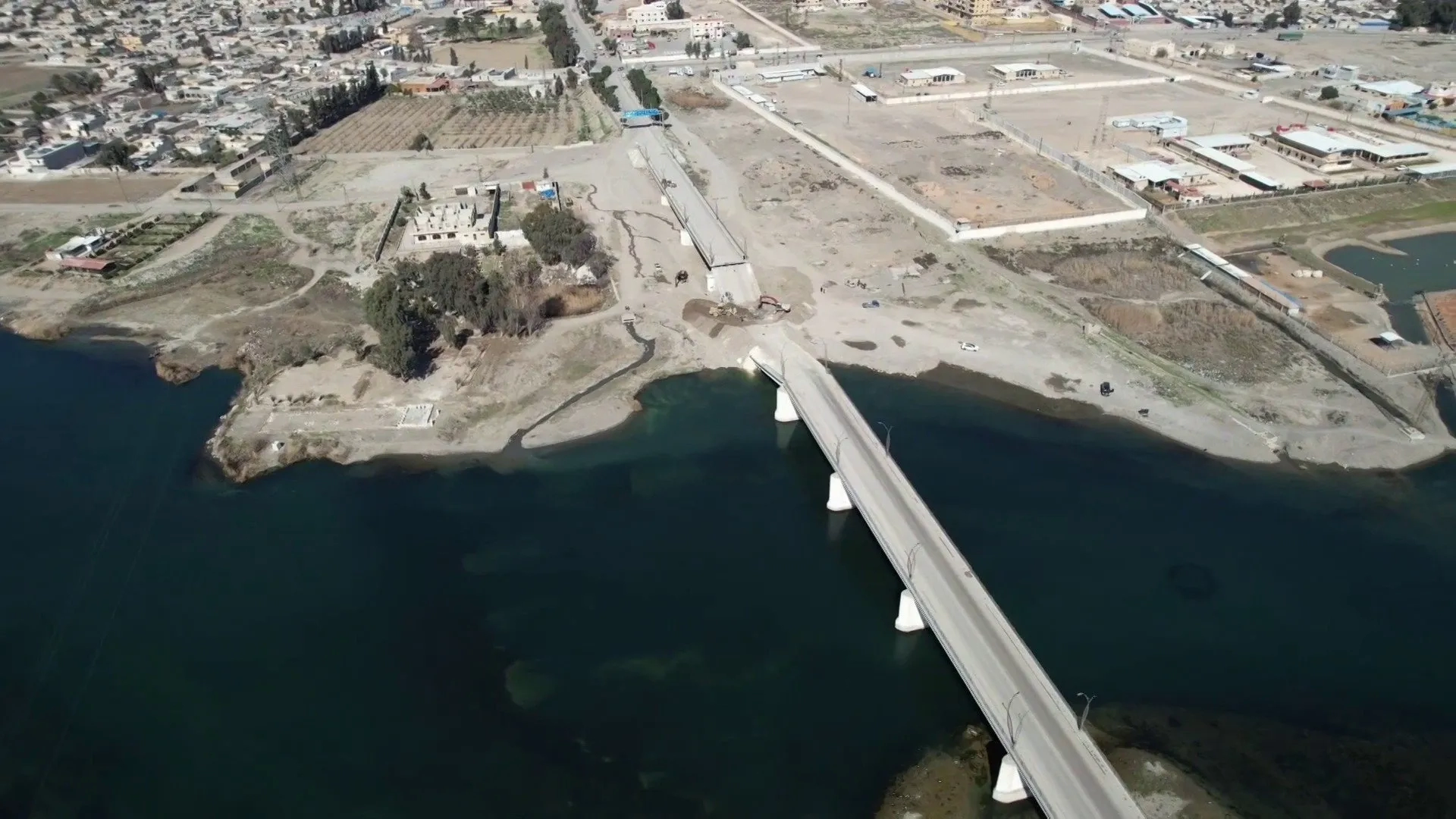 Rakka'da kapsamlı imar hamlesi: Şehir ve kırsal yollar yenileniyor