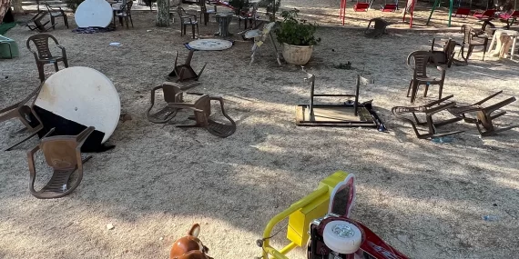 Batı Şeria'da çocuk parkları hedefte: Salıncakları yıktılar