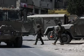 Batı Şeria'da gerilim: ABD Büyükelçisi varken baskın yaptılar