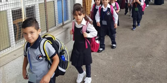 Kudüs'te okullar kepenk indirdi: İsrail müfredatına ve izin engeline grev!